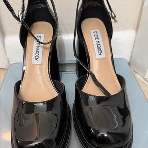 Steve Madden Glossy Black Heels
